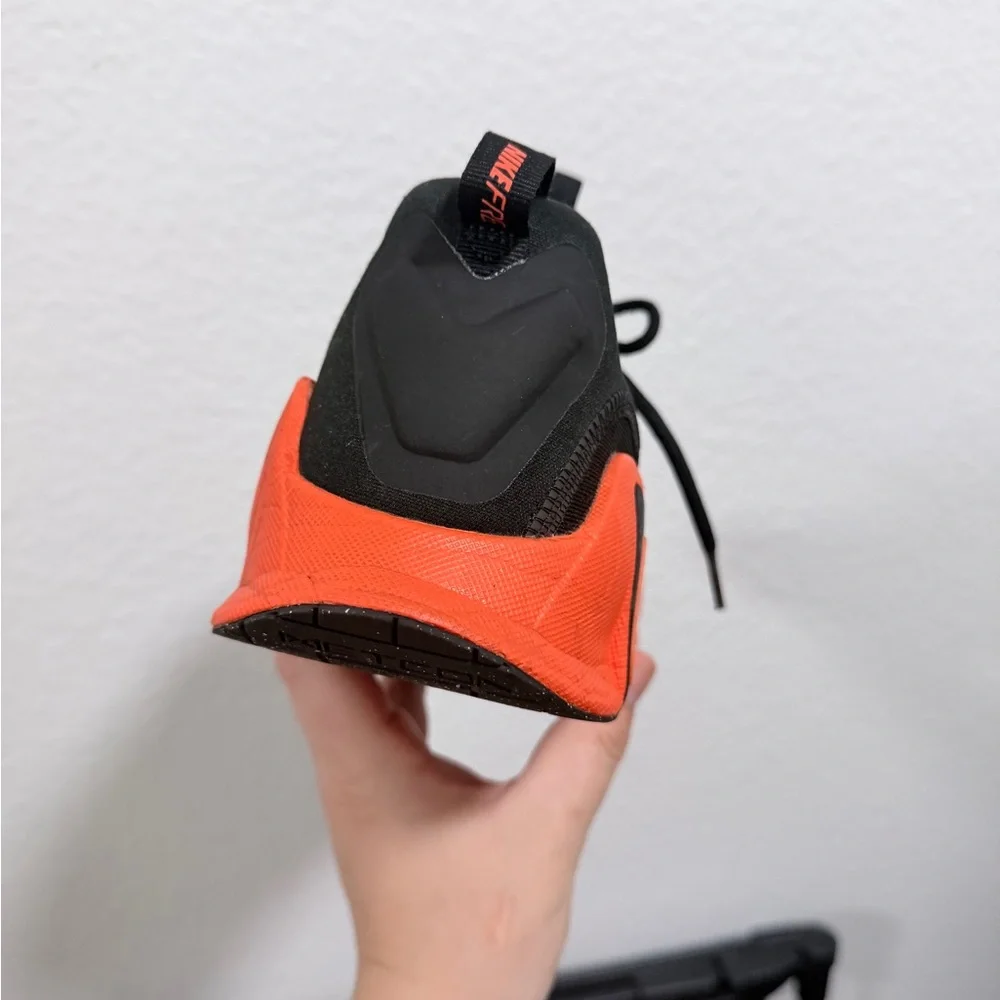 Nike Black and Orange Metcon - Picture 3 of 9